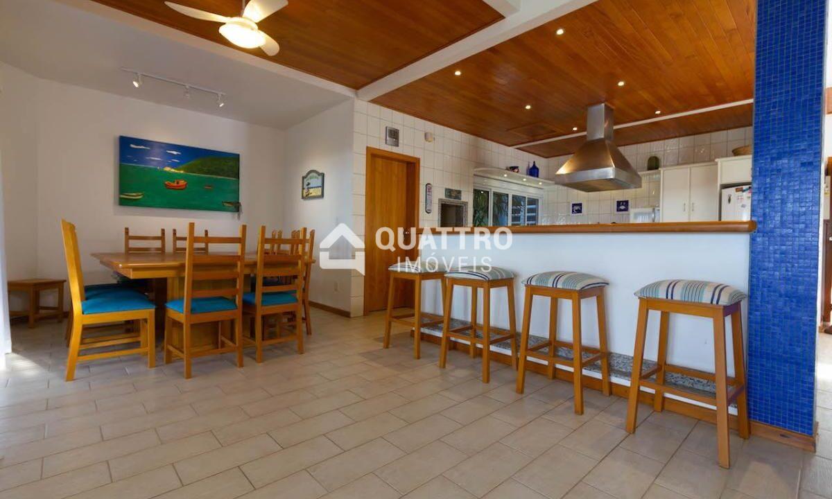 18_bd8e7ff2b1df425a14b0bc8d3d8ac672