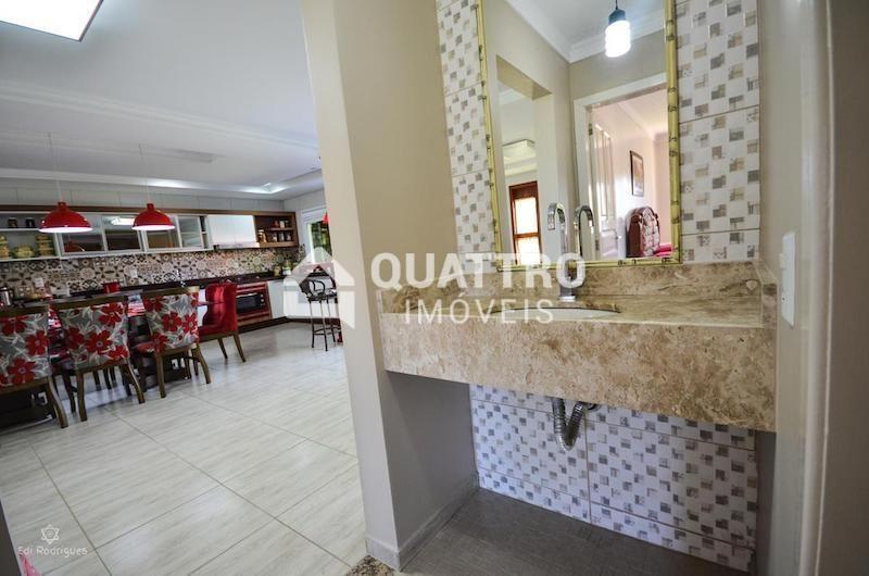 22_422804575562e941fe8676b8081324ff