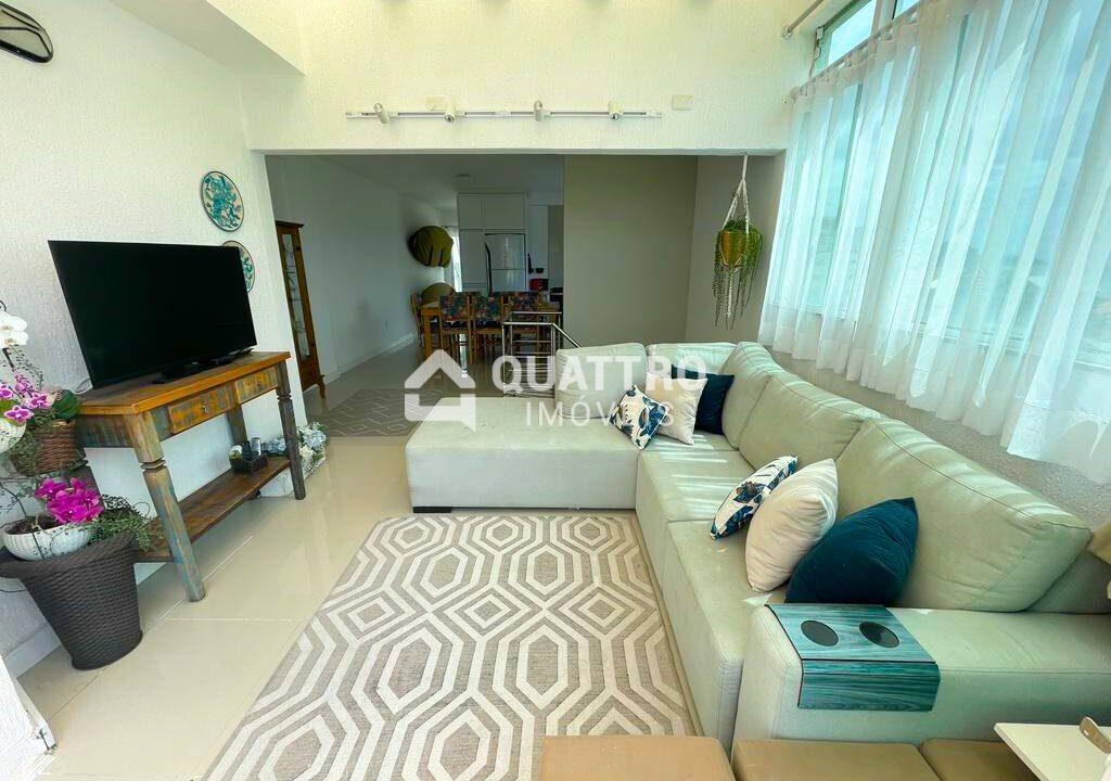 05_22df0af1429645ec80e025d8cb4d631a